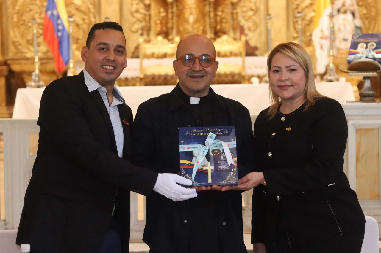 photo_4909114385331063565_y