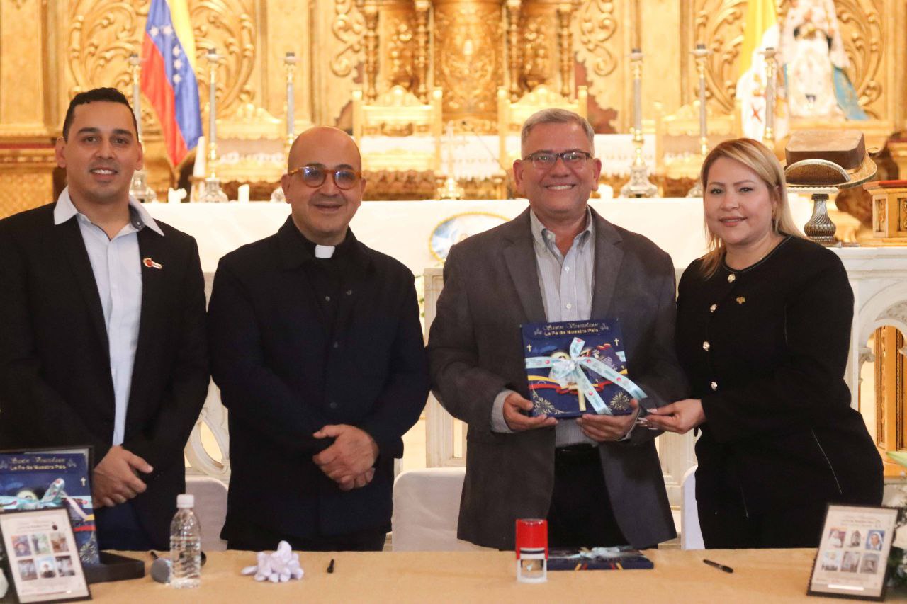 photo_5179437281889160002_y