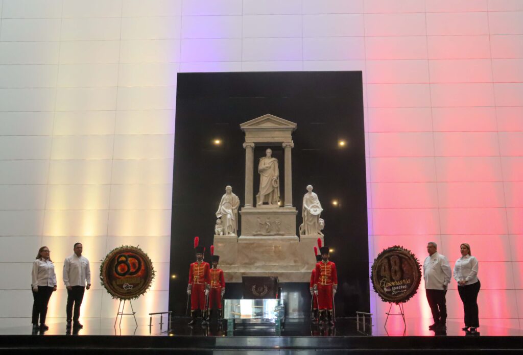 ANIVERSARIO PANTEON-9