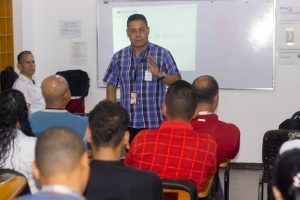 IPOSTEL y SENIAT fortalecen la formación tributaria y aduanera en la fuerza trabajadora postal venezolana.